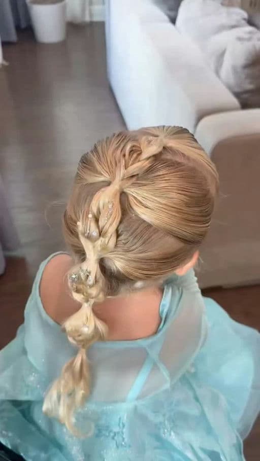Sparkly Elsa Braid